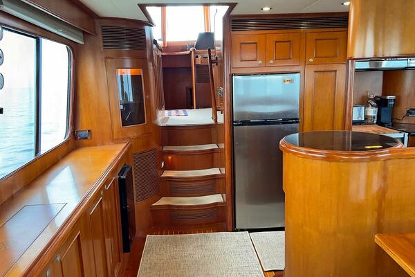 Lightning  50ft Ocean Alexander Yacht For Sale