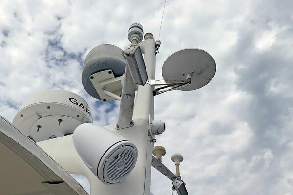 Lightning  50ft Ocean Alexander Yacht For Sale