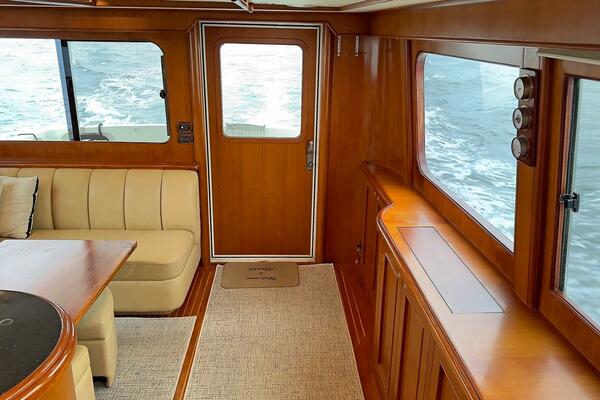 Lightning  50ft Ocean Alexander Yacht For Sale