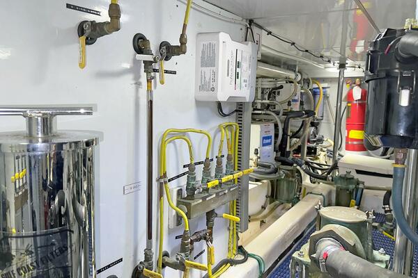 Lightning  50ft Ocean Alexander Yacht For Sale