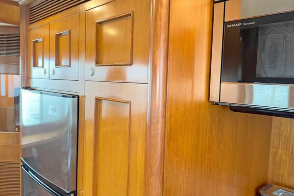 Lightning  50ft Ocean Alexander Yacht For Sale