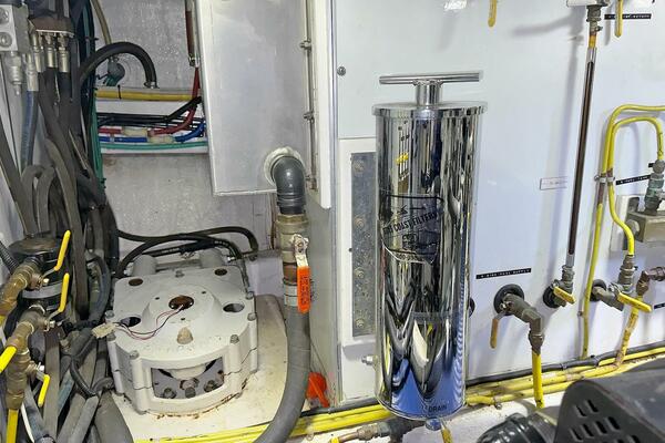 Lightning  50ft Ocean Alexander Yacht For Sale