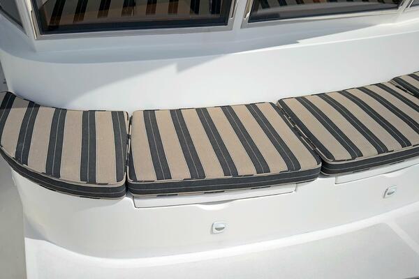 Lightning  50ft Ocean Alexander Yacht For Sale