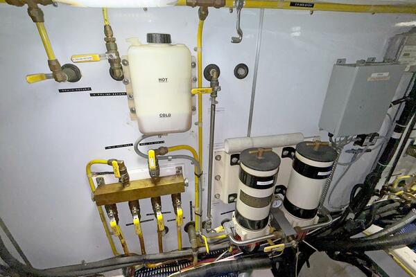 Lightning  50ft Ocean Alexander Yacht For Sale