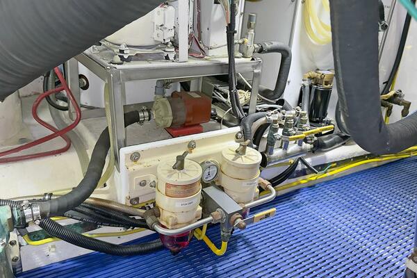 Lightning  50ft Ocean Alexander Yacht For Sale