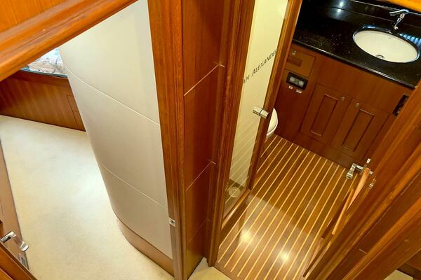 Lightning  50ft Ocean Alexander Yacht For Sale