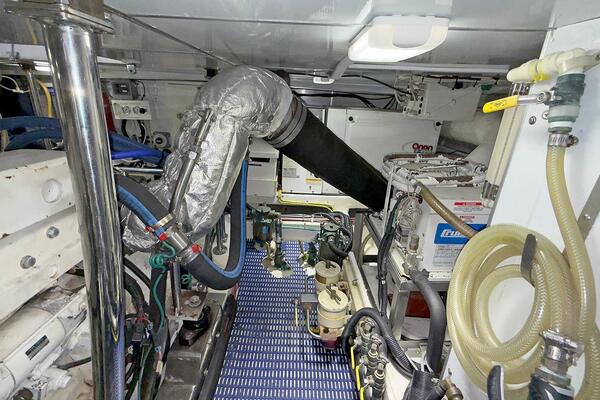 Lightning  50ft Ocean Alexander Yacht For Sale