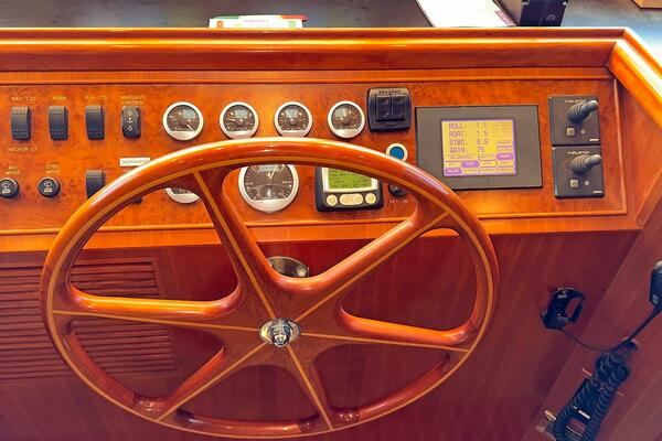 Lightning  50ft Ocean Alexander Yacht For Sale