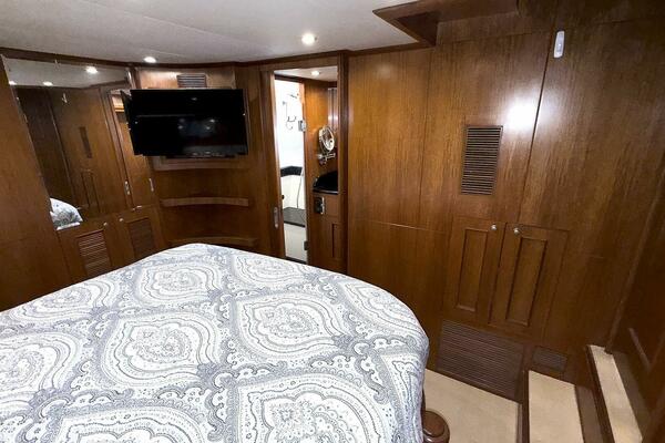 Lightning  50ft Ocean Alexander Yacht For Sale