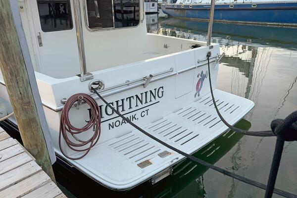Lightning  50ft Ocean Alexander Yacht For Sale