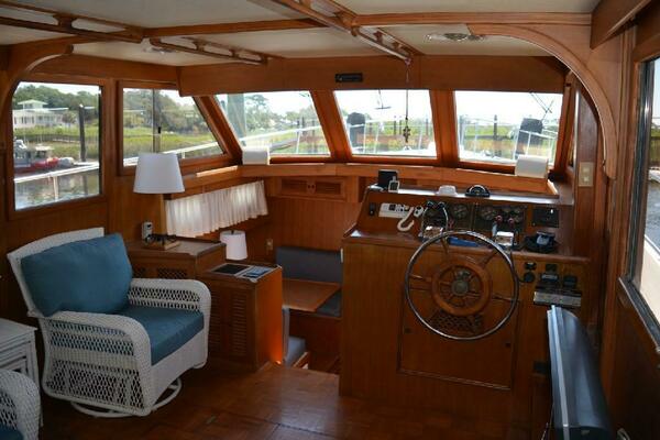 Aloha 47ft Marine Trader Yacht For Sale