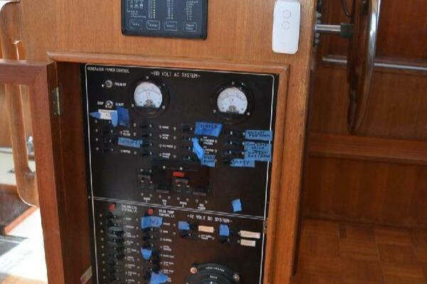 Aloha 47ft Marine Trader Yacht For Sale