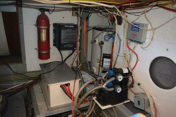 Aloha 47ft Marine Trader Yacht For Sale