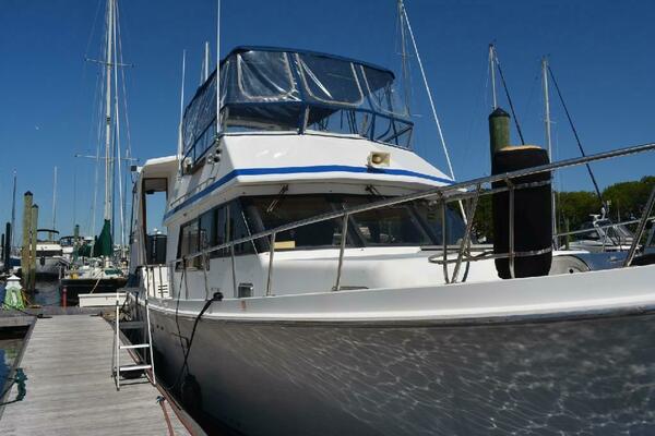 Aloha 47ft Marine Trader Yacht For Sale