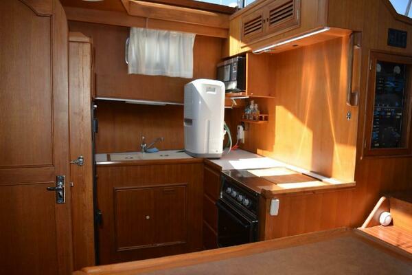 Aloha 47ft Marine Trader Yacht For Sale