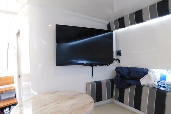 Happily Ever After 32ft Belzona Yacht For Sale