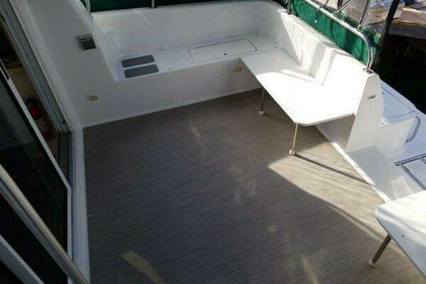 Photo of the 1993 Mainship 40 Sedan Bridge