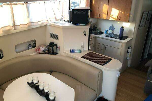 Photo of the 1993 Mainship 40 Sedan Bridge