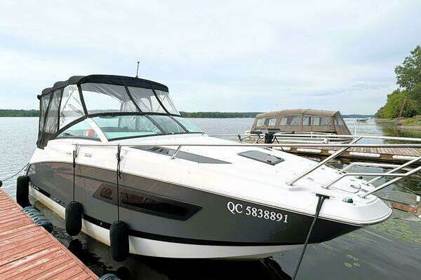 25-ft-Four Winns-2017-V255-MONTEBELLO Ontario Canada yacht for sale