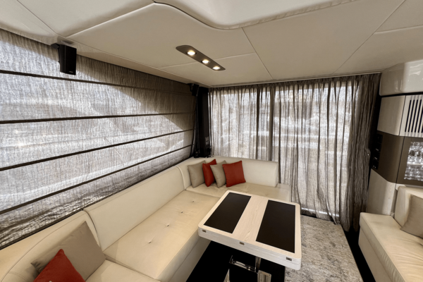 Azimut 50 FLYBRIDGE Yacht For Sale