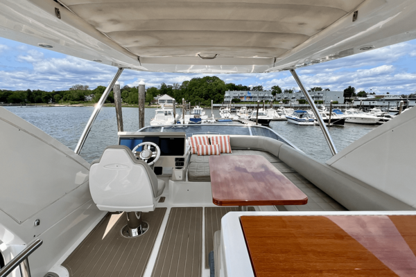 Azimut 50 FLYBRIDGE Yacht For Sale