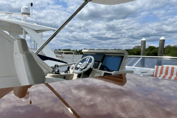Azimut 50 FLYBRIDGE Yacht For Sale