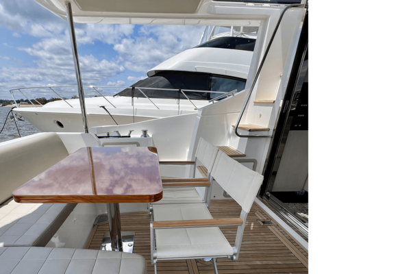 Azimut 50 FLYBRIDGE Yacht For Sale