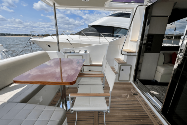 Azimut 50 FLYBRIDGE Yacht For Sale
