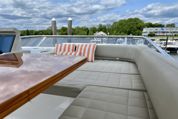 Azimut 50 FLYBRIDGE Yacht For Sale