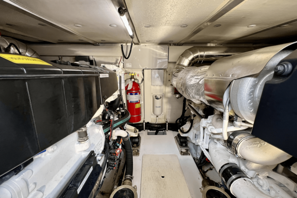 Azimut 50 FLYBRIDGE Yacht For Sale