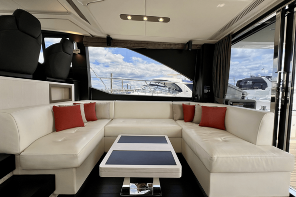 Azimut 50 FLYBRIDGE Yacht For Sale
