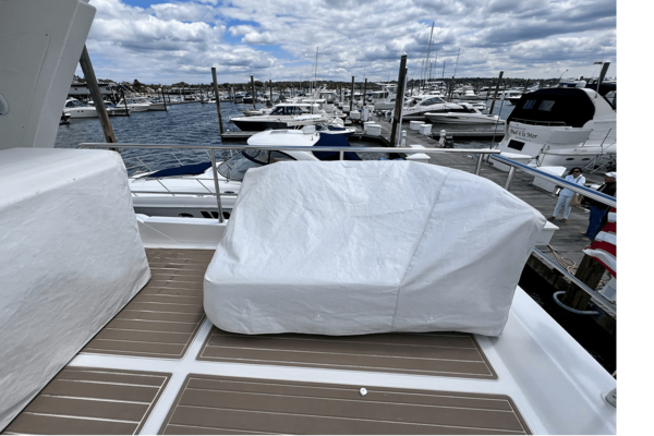 Azimut 50 FLYBRIDGE Yacht For Sale