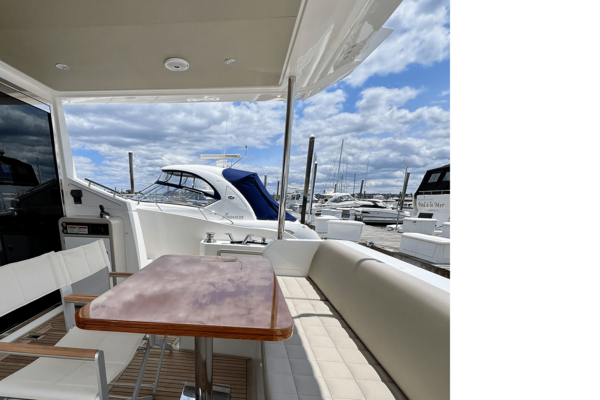 Azimut 50 FLYBRIDGE Yacht For Sale