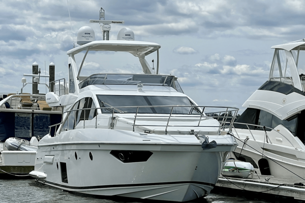 Azimut 50 FLYBRIDGE Yacht For Sale