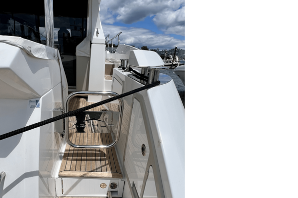 Azimut 50 FLYBRIDGE Yacht For Sale