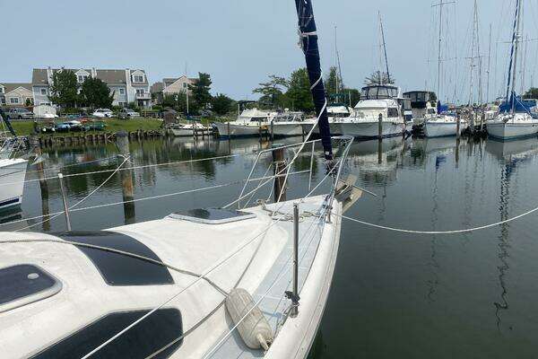 Photo of the 1997 Hunter 