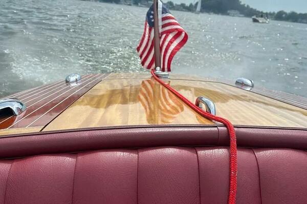 Jakey 18ft Chris Craft Yacht For Sale