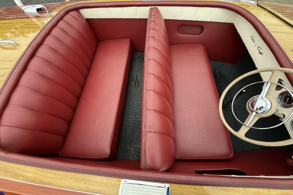 Jakey 18ft Chris Craft Yacht For Sale