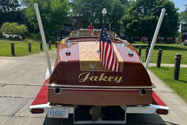 Jakey 18ft Chris Craft Yacht For Sale