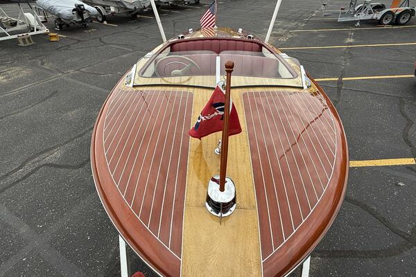 Jakey 18ft Chris Craft Yacht For Sale