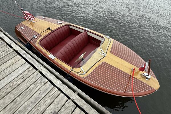 Jakey 18ft Chris Craft Yacht For Sale