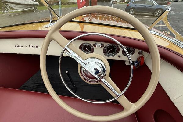 Jakey 18ft Chris Craft Yacht For Sale