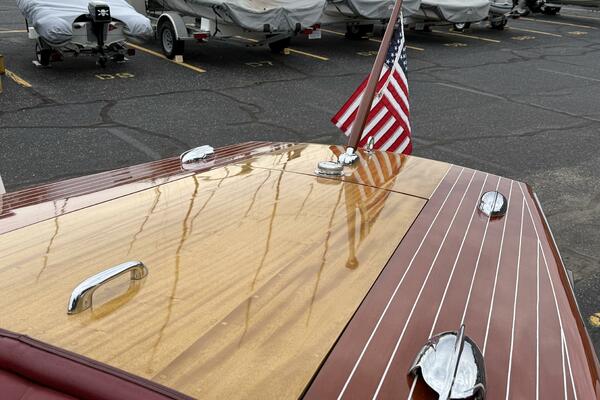 Jakey 18ft Chris Craft Yacht For Sale