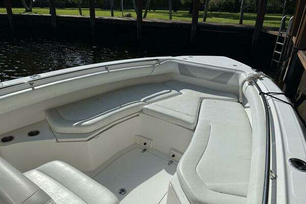 Photo of the 2016 Boston Whaler 280 Outrage