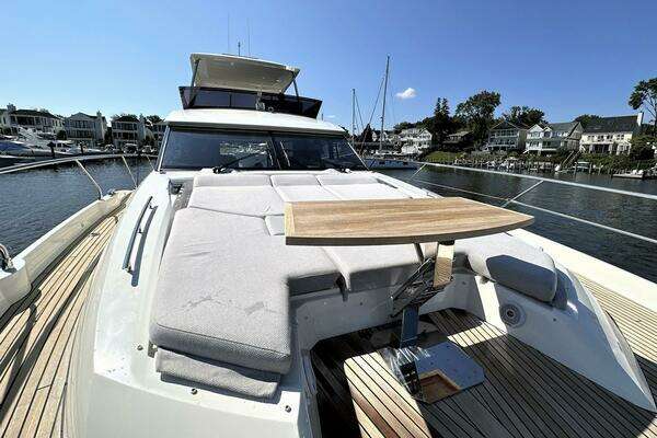 Prestige 59 Fly Yacht For Sale