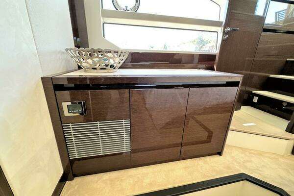 Prestige 59 Fly Yacht For Sale