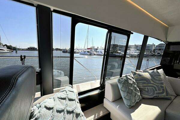 Prestige 59 Fly Yacht For Sale