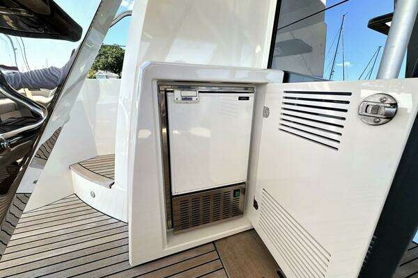 Prestige 59 Fly Yacht For Sale