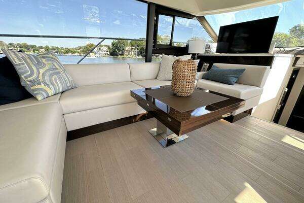 Prestige 59 Fly Yacht For Sale