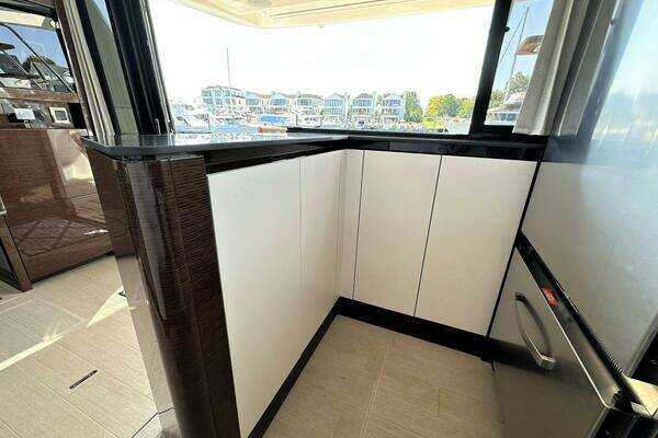 Prestige 59 Fly Yacht For Sale